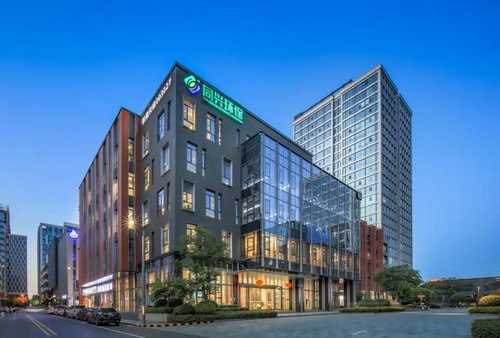 安宁区化妆师培训学校哪个学费低